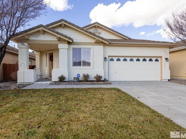 3434 Long Dr, Minden, NV 89423