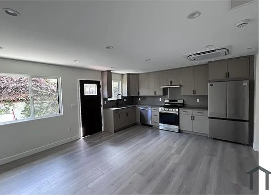1 bed, 650 sqft, $3,150 — Photo 4