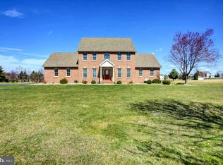 30 Jamestown Rd, Shippensburg, PA 17257