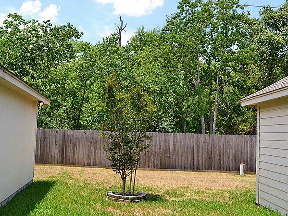 4th image of 14107 Englewood Park Ln
