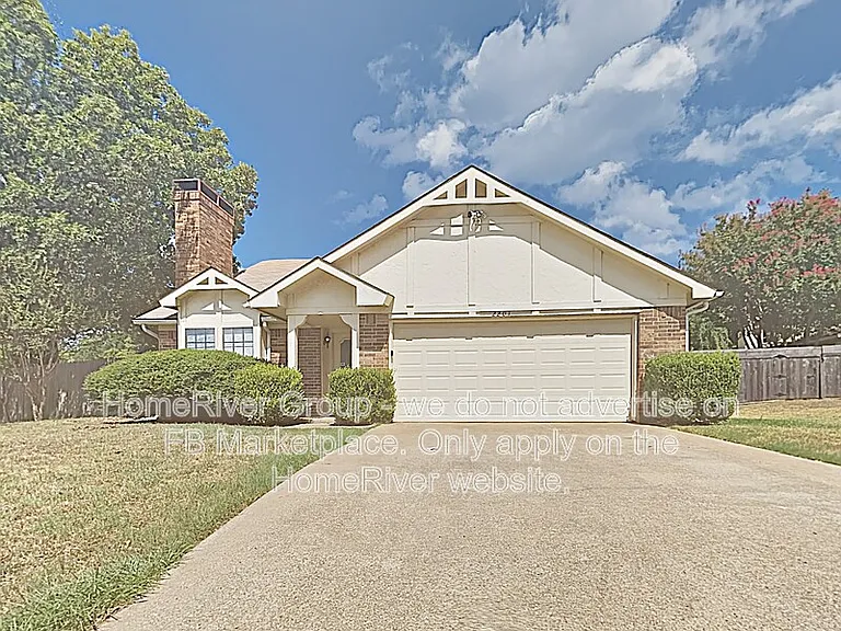 2201 Homecraft Ln — Photo 1