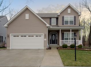 10305 Redbud Dr, Aurora, OH 44202