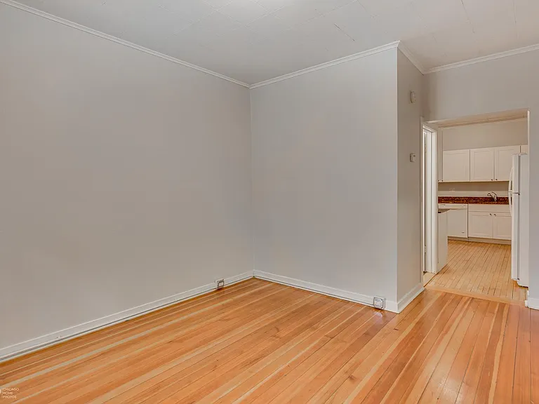 2525 N Wayne Ave #1 — Photo 5