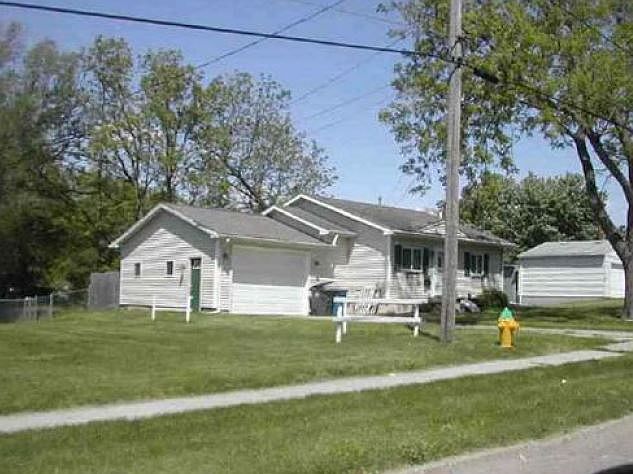 2nd image of 3816 SE 8th St