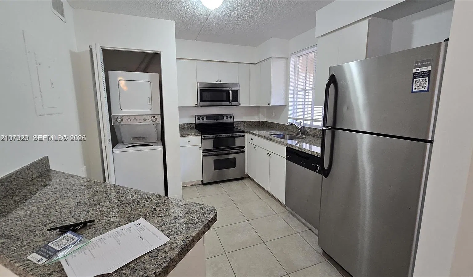 6195 NW 186th St — Photo 4