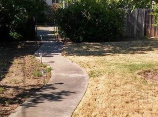 1789 Potrero Way, Sacramento, CA 95822