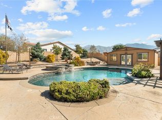 35316 Dry Creek Rd, Yucaipa, CA 92399