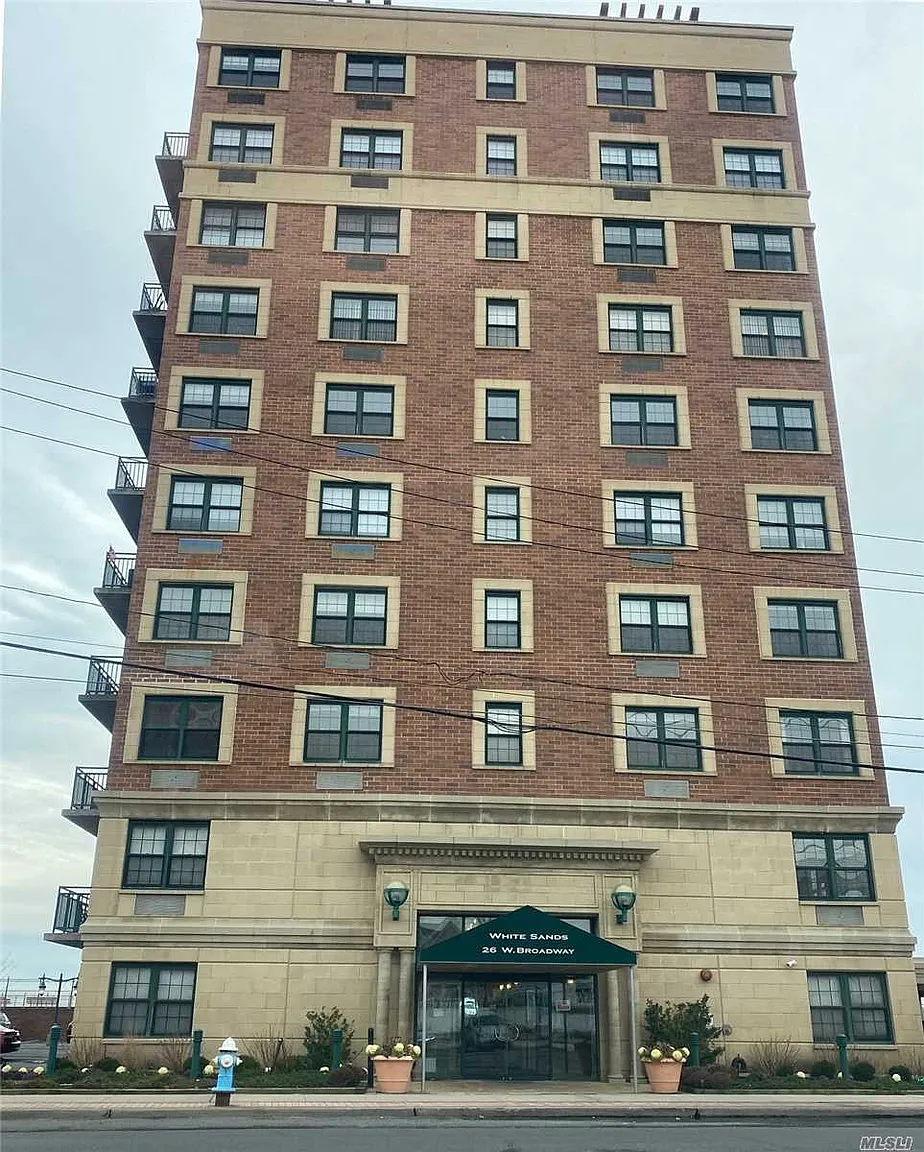 26 W Broadway Blvd #301 photo 1