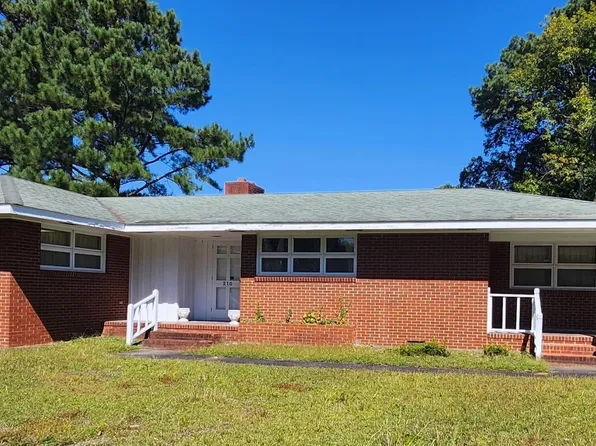 210 Brentwood Avenue, Jacksonville, NC 28540