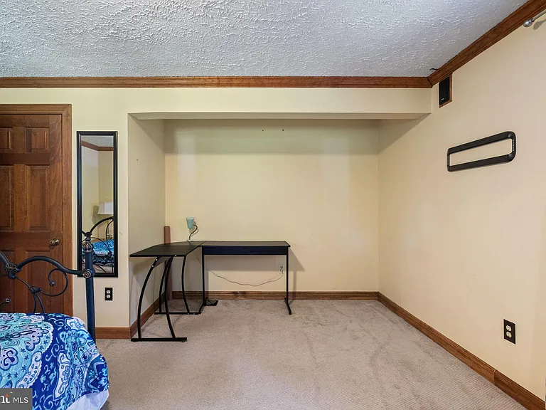 127 Pilgrim Cv — Photo 33