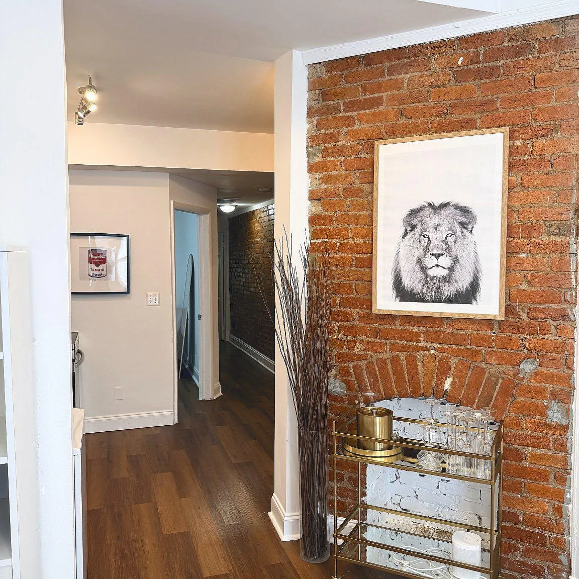 2 bed, 1.0 bath, 660 sqft, $2,500 — Photo 3