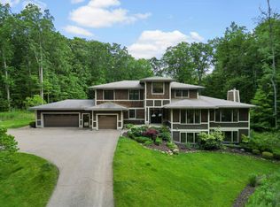 3867 Hawk Crest Rd, Ann Arbor, MI 48103