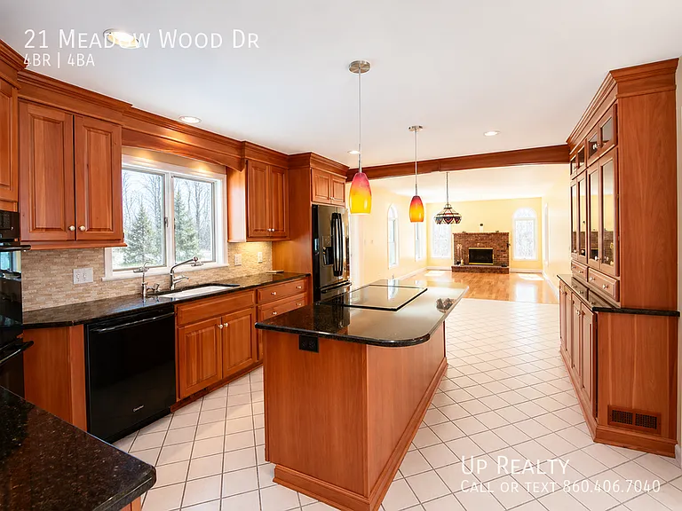 21 Meadow Wood Dr — Photo 13