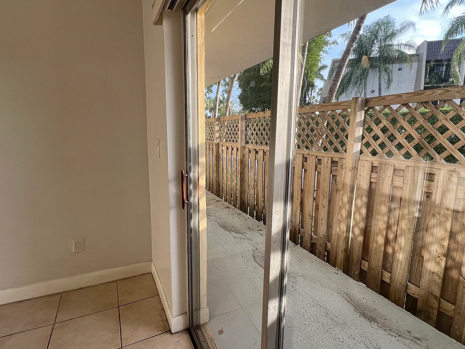 2 bed, 1100 sqft, $2,350 — Photo 4