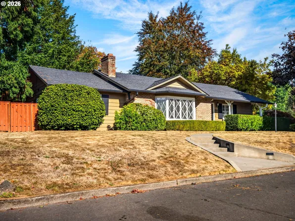 6715 SW Hamilton Ct, Portland, OR 97225
