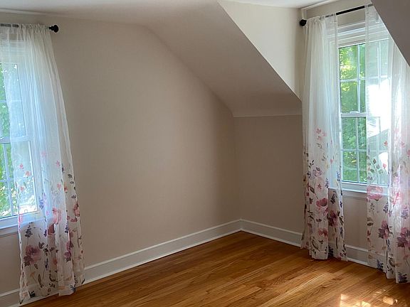 5th image of 517 Broad St