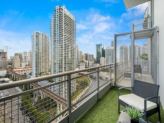 5th image of 690 SW 1st Ct APT 2705