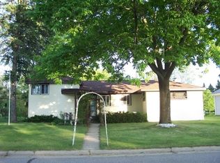 214 Summit St, Portage, WI 53901