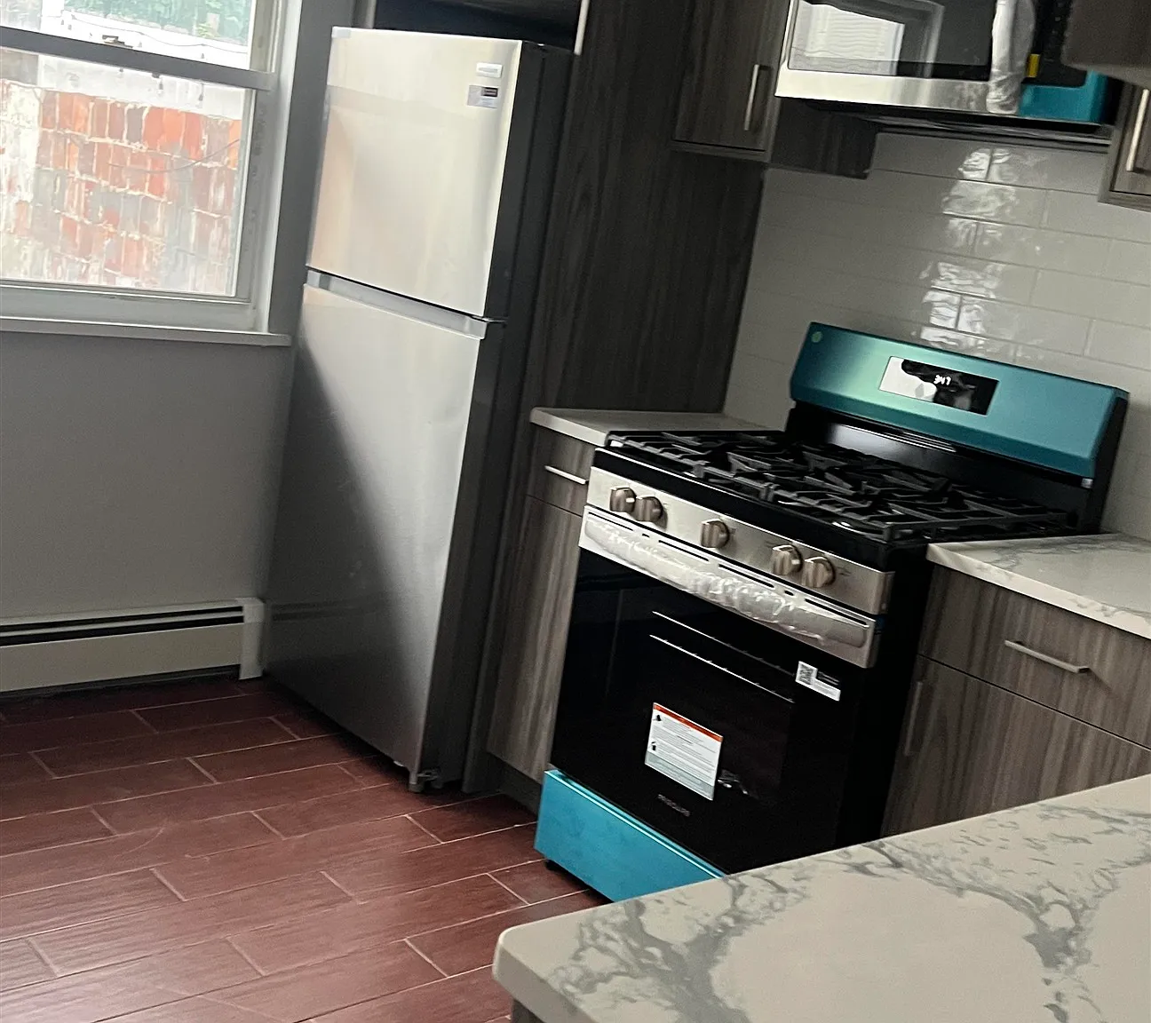4 bed, 2.0 bath, $2,800 — Photo 2