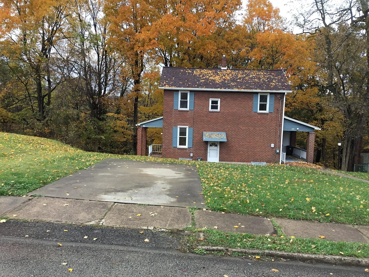 810 Romine Ave photo 1