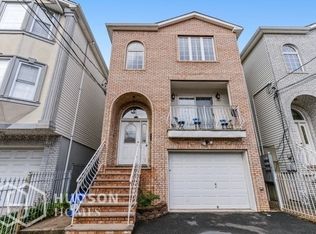 584 N 9th St #2, Newark, NJ 07107