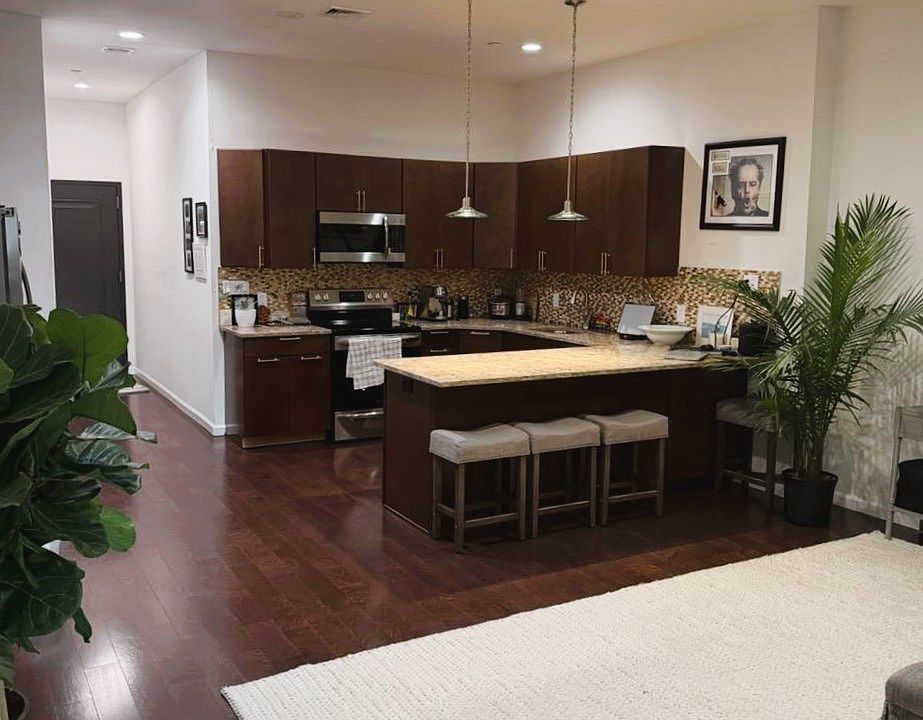 1st image of 415 New York Ave #3C