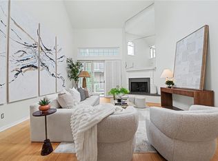11667 Gorham Ave APT 304, Los Angeles, CA 90049
