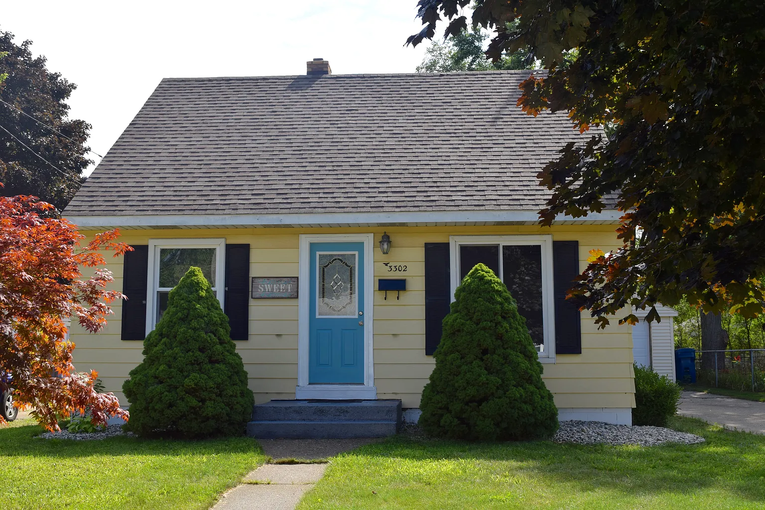 3302 Hillcroft Ave SW photo 1