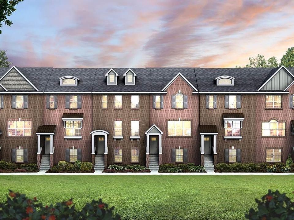 Brand-New Townhome in Great Northville School District.