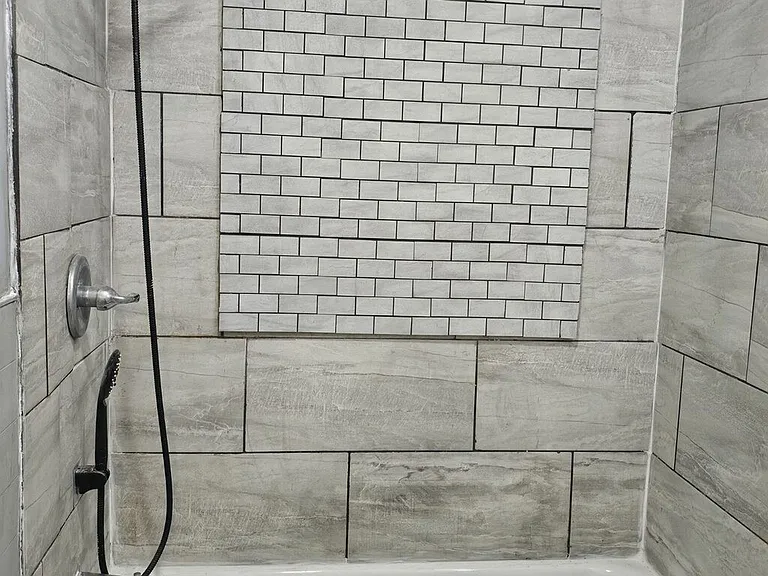 527 Maple St #1 — Photo 2