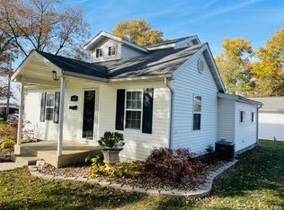 1891 Jefferson St, Carlyle, IL