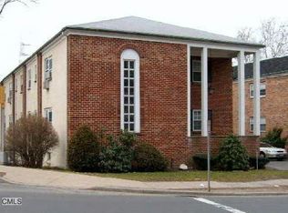 388 Courtland Ave #1A, Stamford, CT 06907