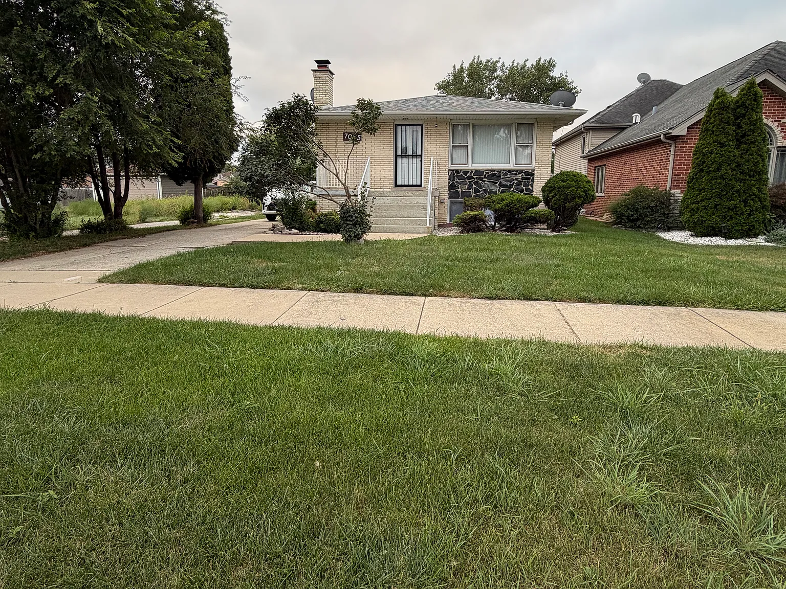 4 bed, 1104 sqft, $3,000 — Photo 1