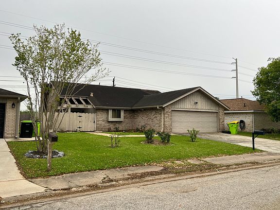 3rd image of 1922 Teakwood St