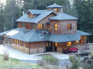 5161 Greenwood Heights Dr, Kneeland, CA 95549