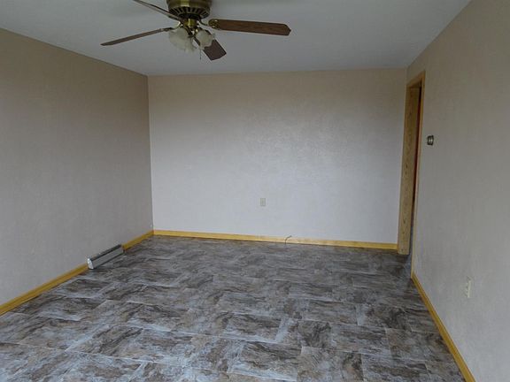3rd image of 1206 S Oklahoma Ave