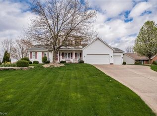 3592 White Tail Ave NW, Canton, OH 44708