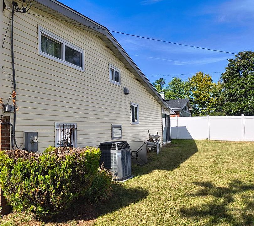 2nd image of 7414 Kalton Ct