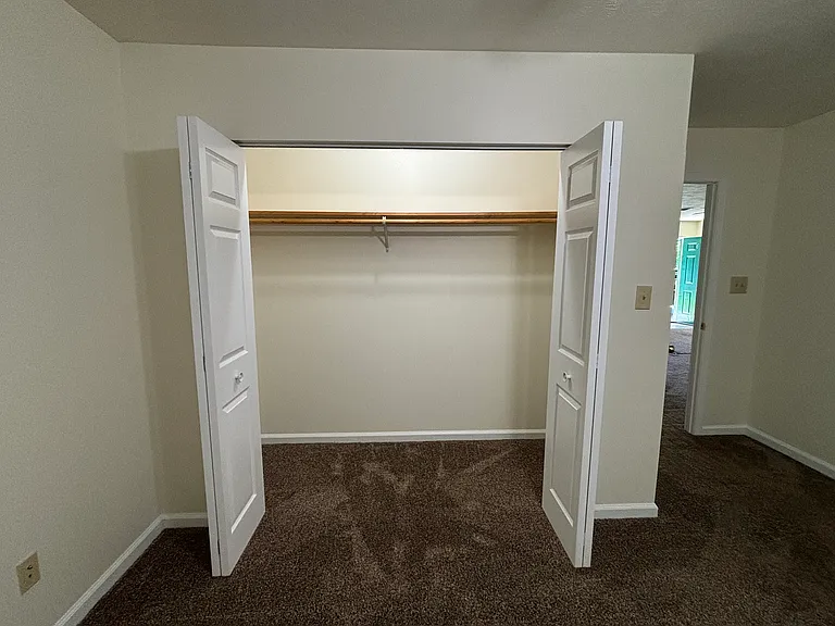 1942 Hudspeth Rd #6 — Photo 17