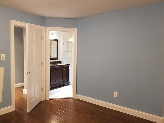 4th image of 7713 Lafayette Forest Dr #2
