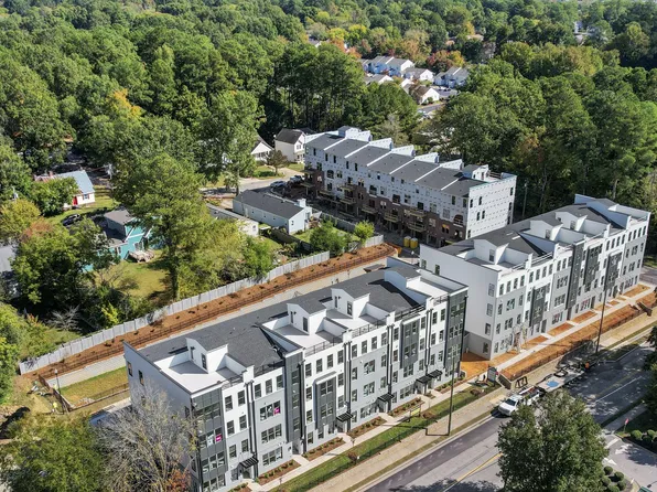 113 N Franklin St #100, Wake Forest, NC 27587