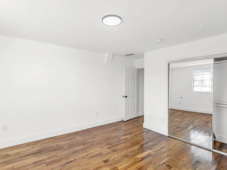 1827 N Wilcox Ave — Photo 17