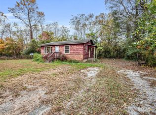 508 Oak Grove Rd, Flat Rock, NC 28731