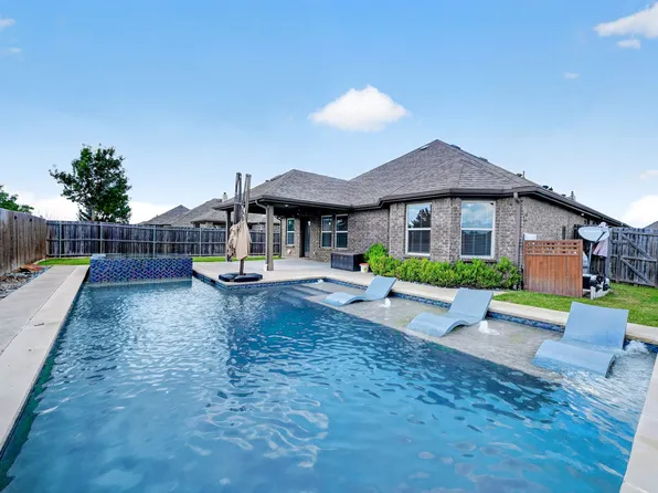 139 Acadia Ln, Forney, TX 75126