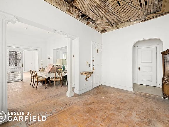 5th image of 620 W End Ave