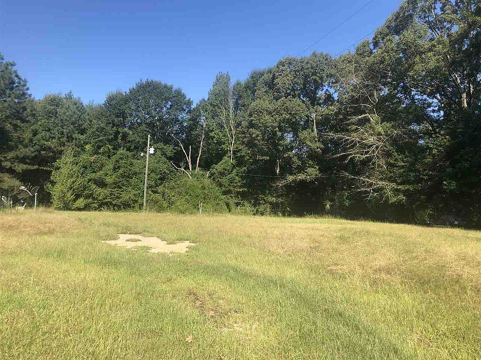 2nd image of 224 Lawrence Ebenezer Rd