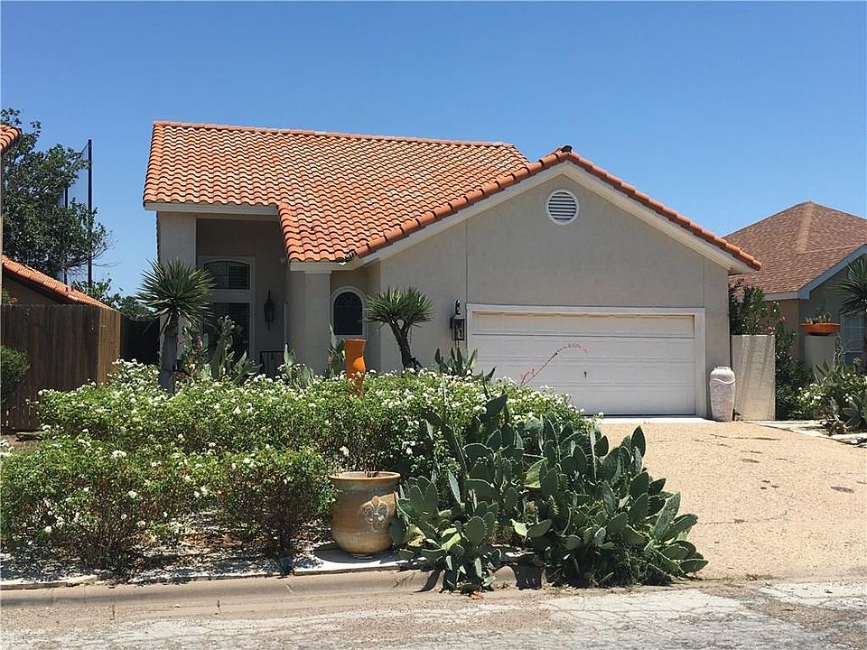 1st image of 7 Tamarisk Cir
