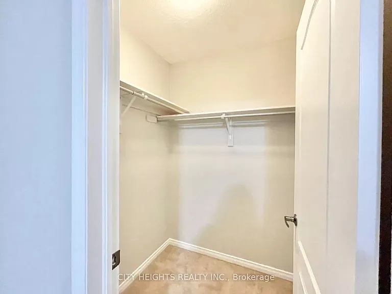 147 Baffin Cres #MAIN — Photo 10