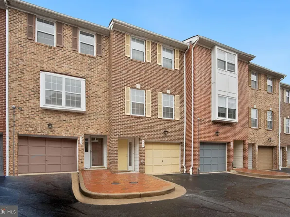 930 S Rolfe St, Arlington, VA 22204