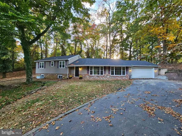 22 Glen Dr, Voorhees, NJ 08043